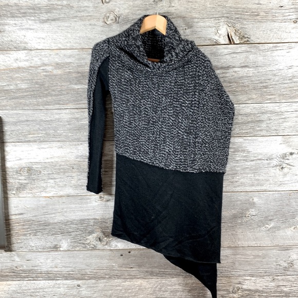 LINE Waterfall Cardigan - Picture 2 of 5